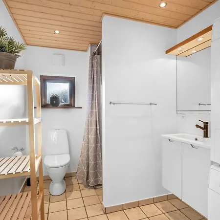 Ferienhaus Niela - 800m From The Sea By Interhome *
