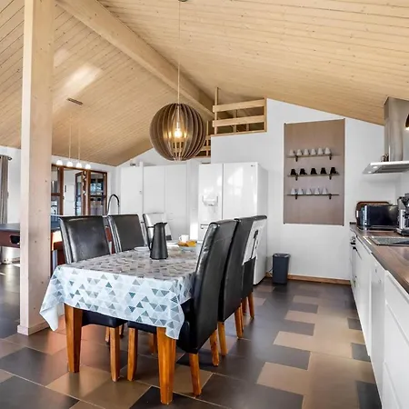 Ferienhaus Niela - 800m From The Sea By Interhome *